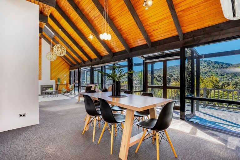 Photo of property in 1 Indira Place, Khandallah, Wellington, 6035