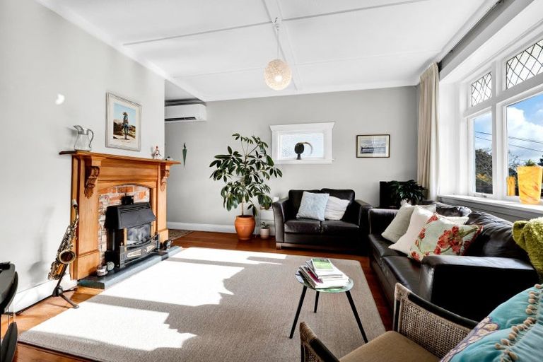 Photo of property in 19 Gaine Street, New Plymouth, 4310