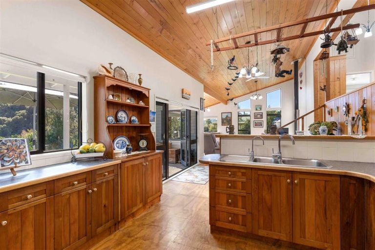 Photo of property in 46 Herbert Drive, Whangamata, 3620