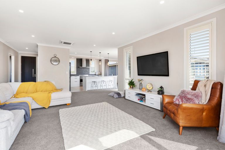 Photo of property in 6 Diane Place, Te Kowhai, Hamilton, 3288