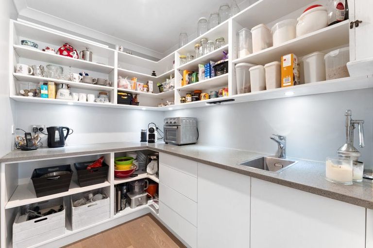 Photo of property in 23 Kahika Grove, Huapai, Kumeu, 0810