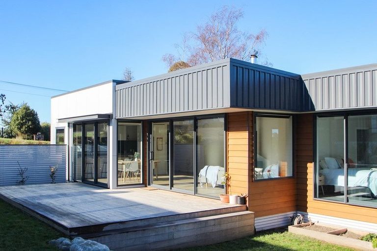 Photo of property in 64 Derwent Street, Oamaru North, Oamaru, 9400