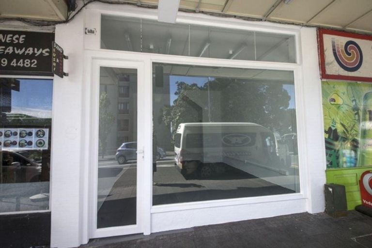 Photo of property in 15 Park Road, Belmont, Lower Hutt, 5010