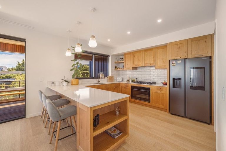 Photo of property in 4 Plains View, Mount Pleasant, Christchurch, 8081