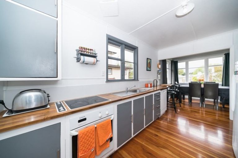 Photo of property in 29 Galway Avenue, Hokowhitu, Palmerston North, 4410