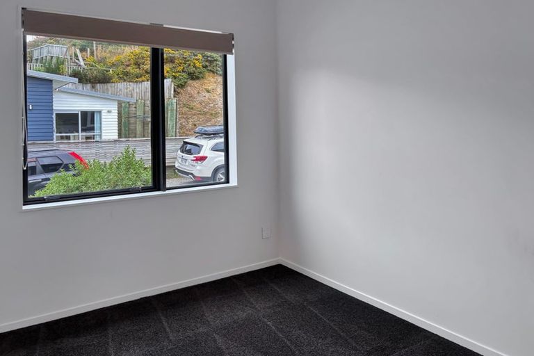 Photo of property in 62 Spenmoor Street, Newlands, Wellington, 6037