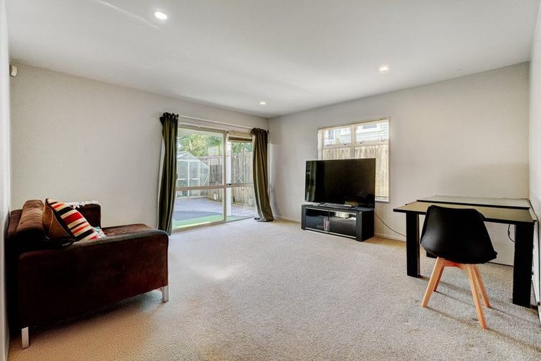Photo of property in 5 Balmain Road, Birkenhead, Auckland, 0626