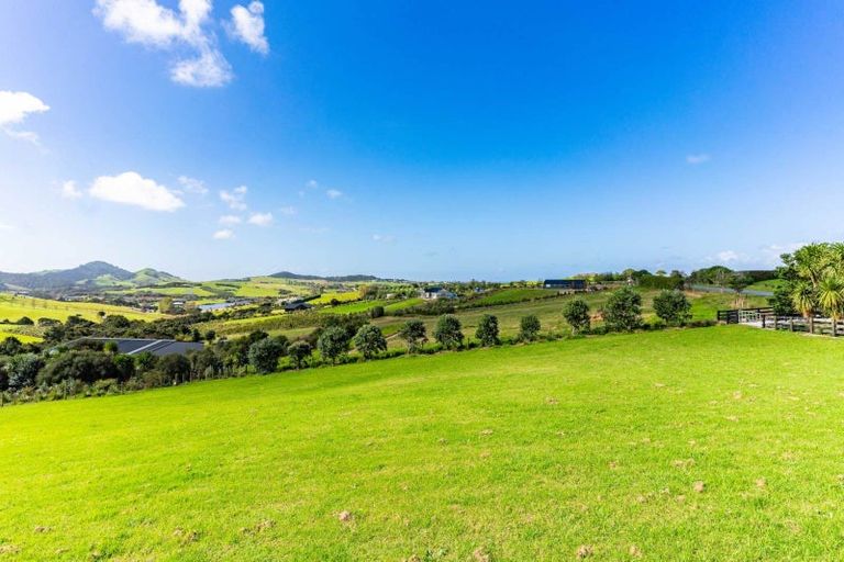 Photo of property in 736 Barrier View Road, Mangawhai, 0573