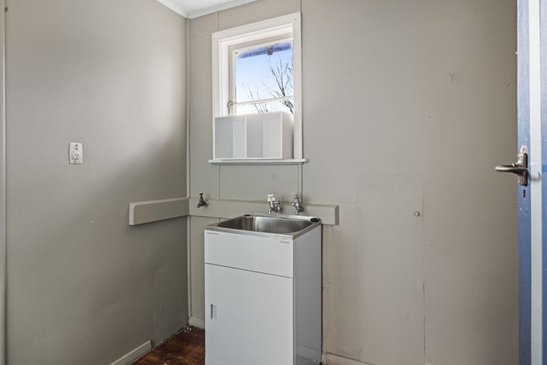 Photo of property in 14 Cornwall Street, Patea, 4520