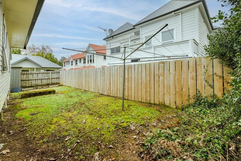 Photo of property in 37 Carlyle Street, North East Valley, Dunedin, 9010