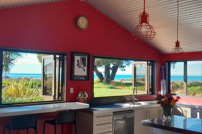 Photo of property in 196 Rarangi Beach Road, Rarangi, Blenheim, 7273