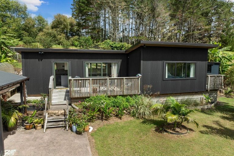 Photo of property in 181 Old Parua Bay Road, Abbey Caves, Whangarei, 0175