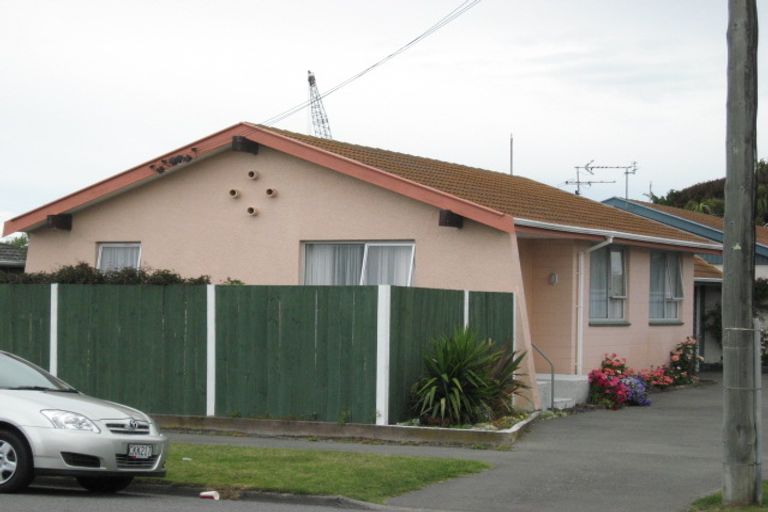 Photo of property in 2/13 Sandra Street, South New Brighton, Christchurch, 8062