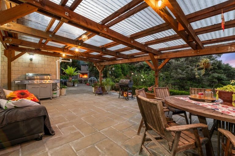 Photo of property in 42 Urumaraki Avenue, Helensville, 0800