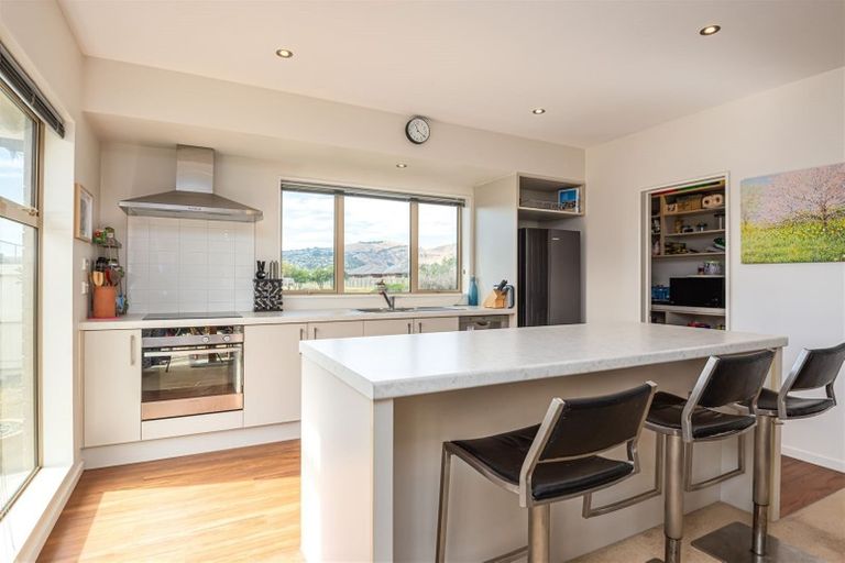 Photo of property in 1 Villi Place, Woolston, Christchurch, 8062