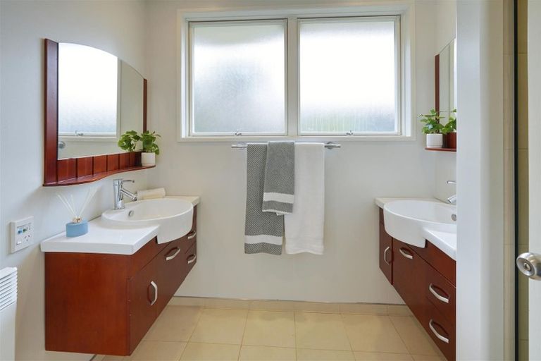 Photo of property in 19 Chadlington Street, Parklands, Christchurch, 8083