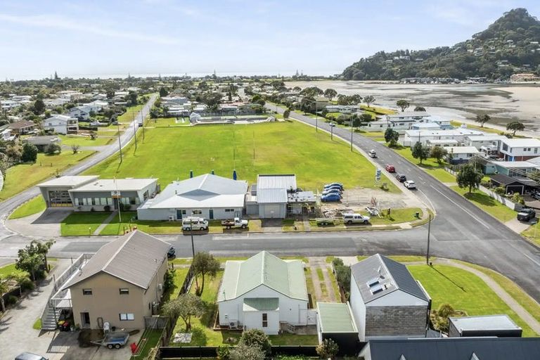 Photo of property in 2 Tokoroa Road, Tairua, 3508