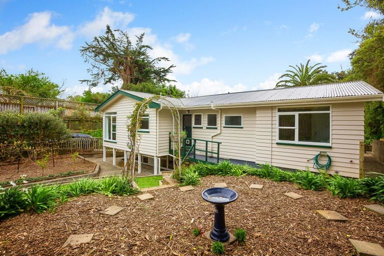 Photo of property in 32 Arawhata Street, Ranui, Porirua, 5024