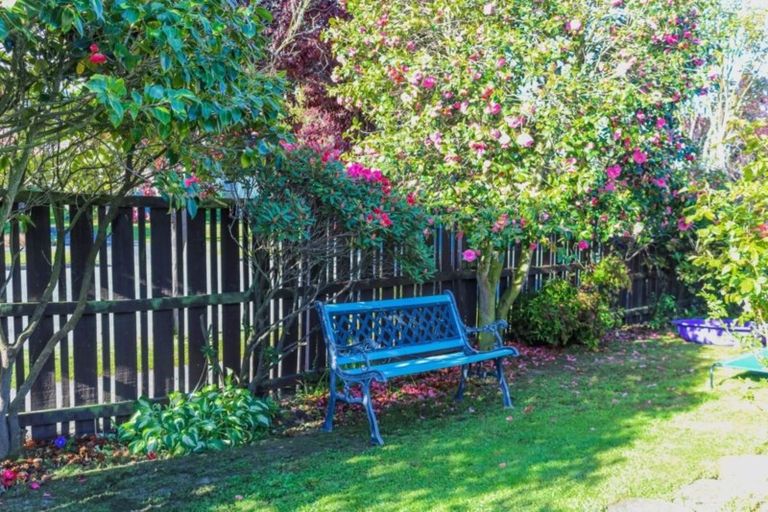 Photo of property in 1/57 Sarabande Avenue, Redwood, Christchurch, 8051