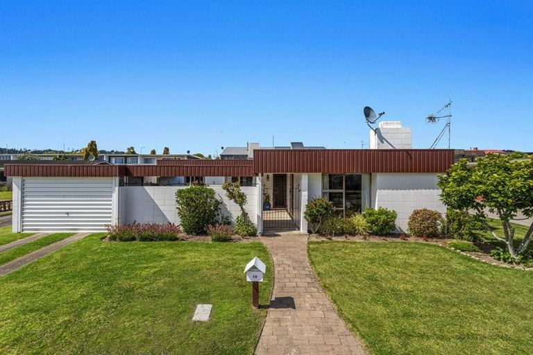 Photo of property in 15 Hikurangi Street, Whakatane, 3120