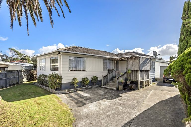 Photo of property in 22 Hoturoa Place, Manurewa, Auckland, 2102