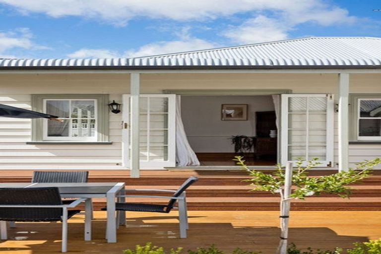 Photo of property in 91 Shakespeare Street, Leamington, Cambridge, 3432