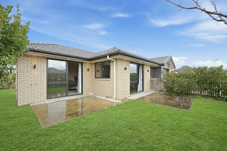 Photo of property in 13 Haddonstone Avenue, Rototuna North, Hamilton, 3210