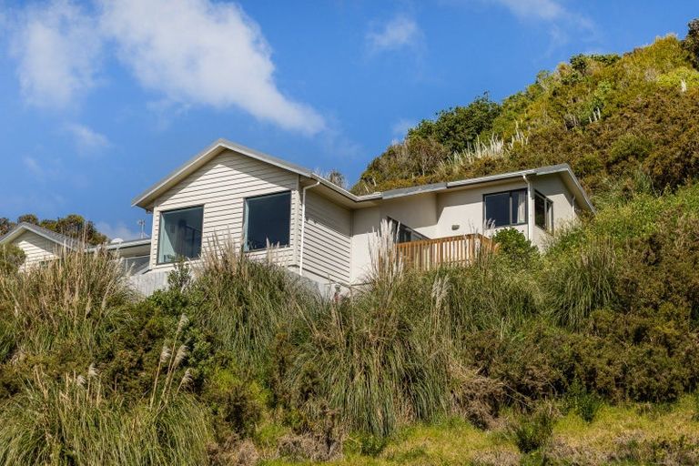 Photo of property in 83b Tireti Road, Titahi Bay, Porirua, 5022