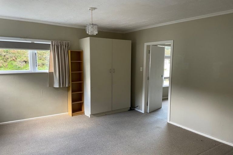 Photo of property in 23 Melrose Road, Island Bay, Wellington, 6023