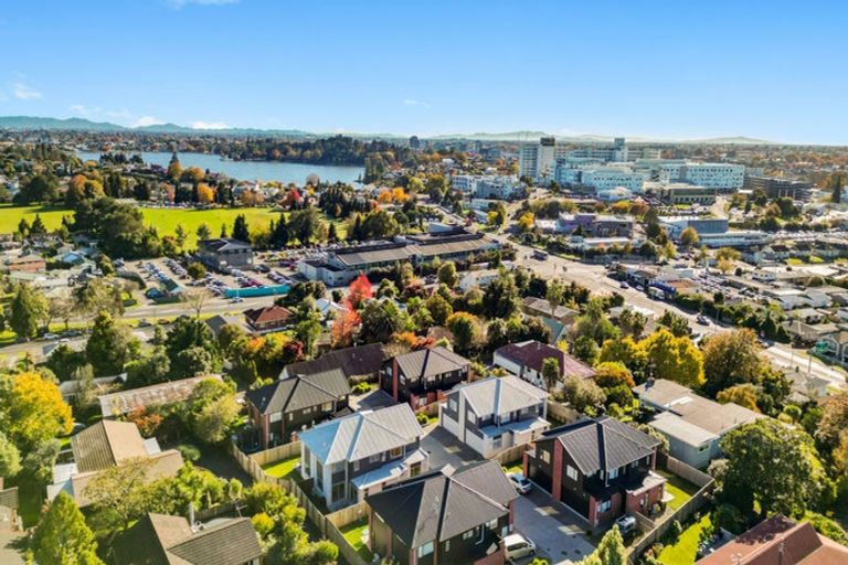 Photo of property in 10/18 Mahoe Street, Melville, Hamilton, 3206