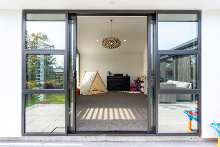Photo of property in 8 Tuwhare Lane, Mosgiel, 9024