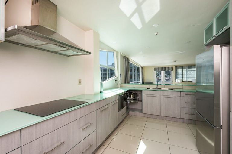 Photo of property in Hb Apartments, 5/3 Holland Street, Te Aro, Wellington, 6011
