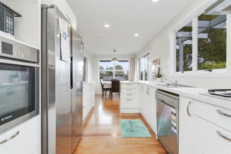 Photo of property in 18 Forth Crescent, Glenview, Hamilton, 3206