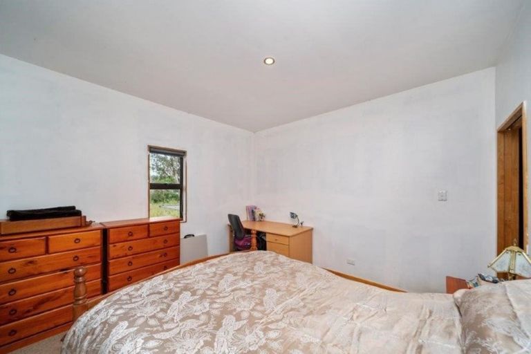 Photo of property in 2952 Eltham Road, Opunake, 4682