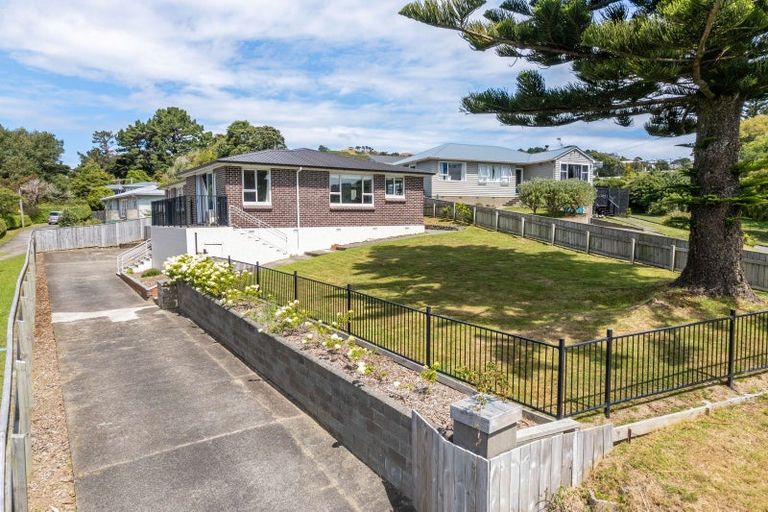 Photo of property in 56 Arawhata Street, Ranui, Porirua, 5024