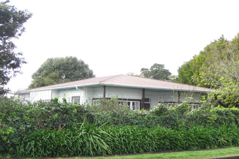 Photo of property in 60 Broadway, Waitara, 4320