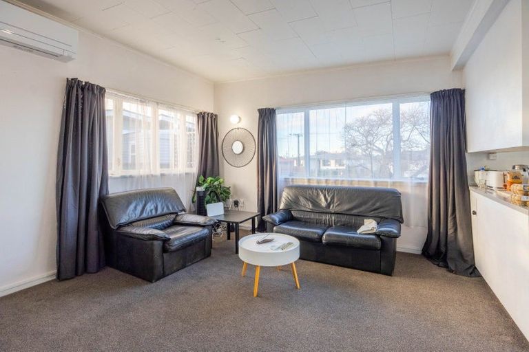 Photo of property in 7a-b Jull Crescent, Waipukurau, 4200