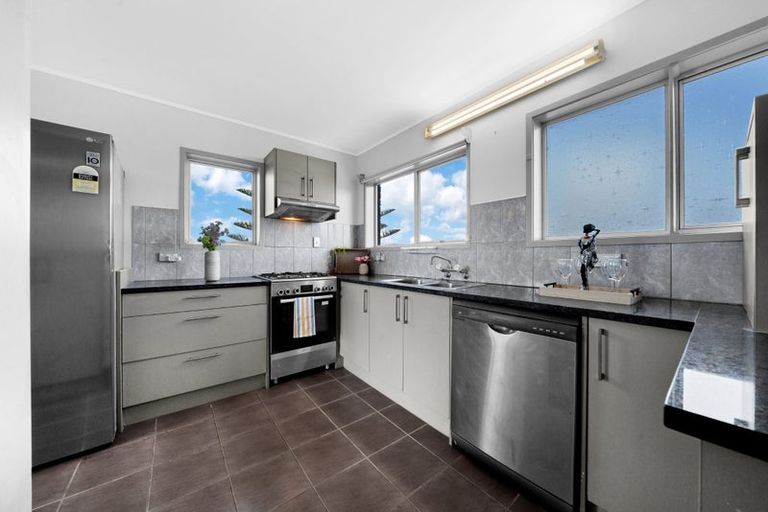 Photo of property in 4/56 Rimu Street, New Lynn, Auckland, 0600