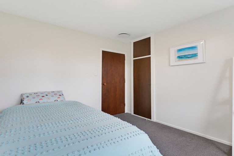 Photo of property in 205 Queenspark Drive, Parklands, Christchurch, 8083