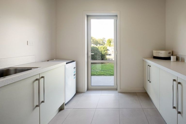 Photo of property in 4 Tucker Close, Leamington, Cambridge, 3432