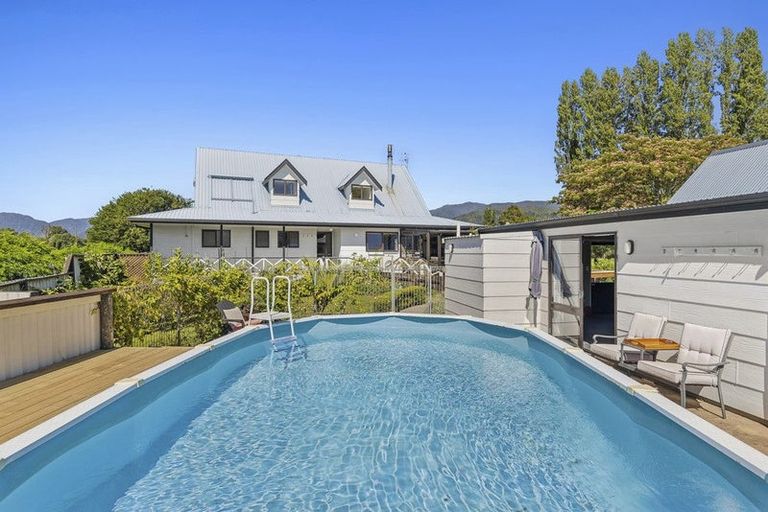 Photo of property in 136 One Spec Road, Takaka, 7183