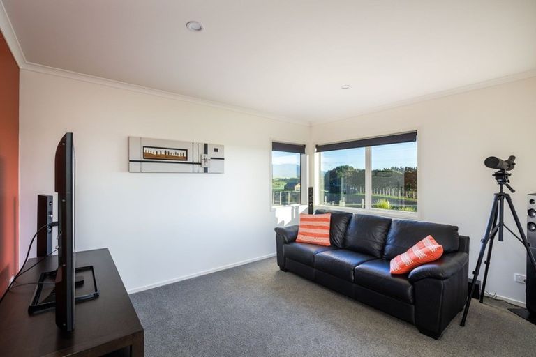 Photo of property in 576a Mangorei Road, Mangorei, New Plymouth, 4371
