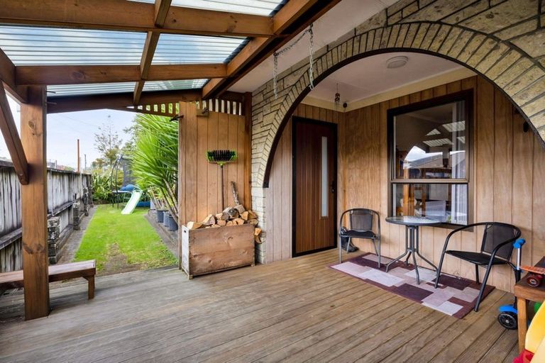 Photo of property in 20 Cutfield Street, Inglewood, 4330