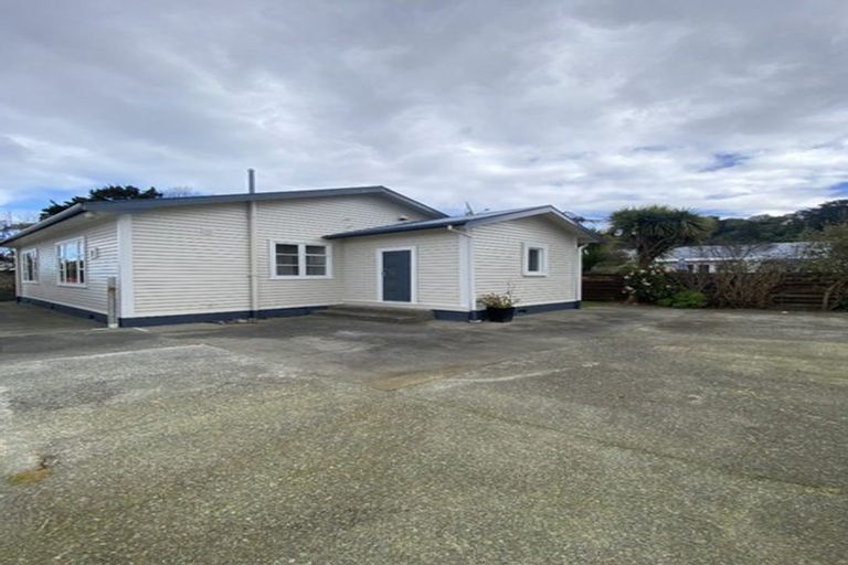 Photo of property in 13 Te Mome Road, Alicetown, Lower Hutt, 5010