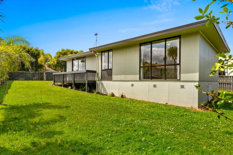 Photo of property in 28 Devonshire Road, Unsworth Heights, Auckland, 0632