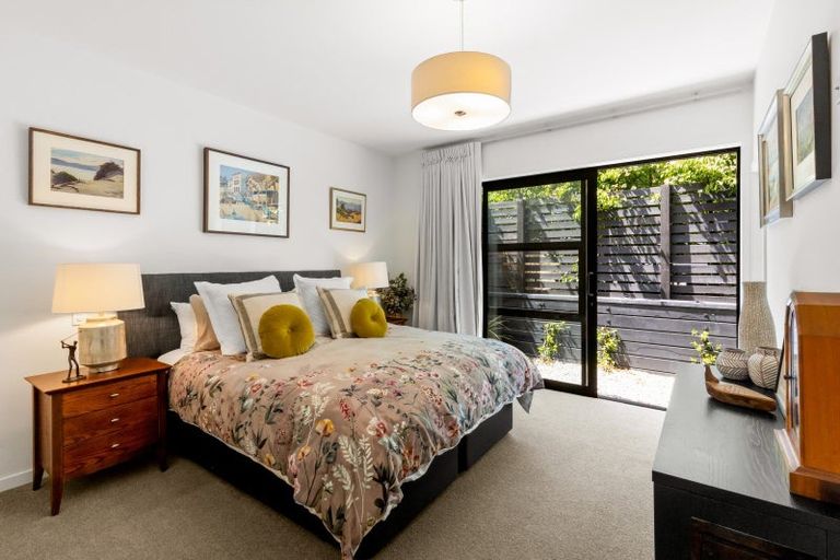 Photo of property in 54 Falconer Rise, Jacks Point, Queenstown, 9371