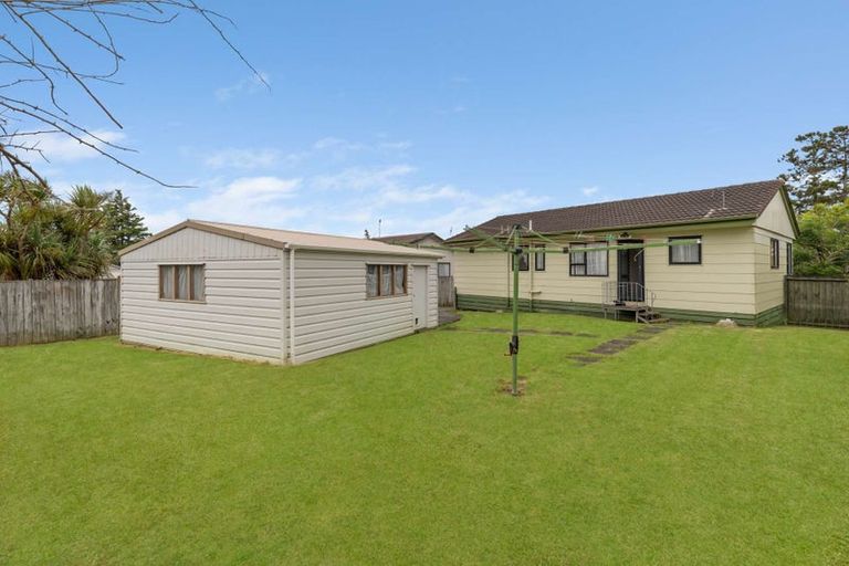 Photo of property in 84 Sykes Road, Weymouth, Auckland, 2103
