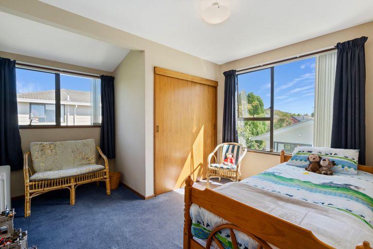 Photo of property in 20 Tyndale Place, Ilam, Christchurch, 8041