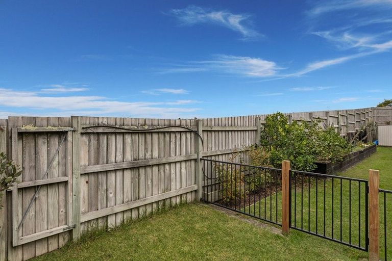 Photo of property in 6 Omega Place, Coastlands, Whakatane, 3120