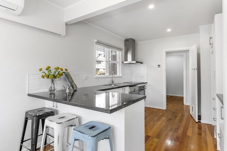 Photo of property in 103 Kenmore Street, Newlands, Wellington, 6037